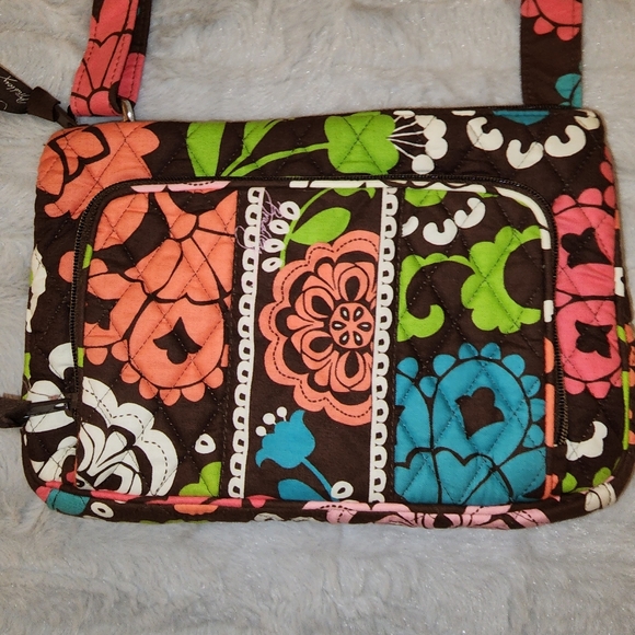 Vera Bradley Handbags - *Vera Bradley Crossbody/Shoulder Bag Wallet Organizer*